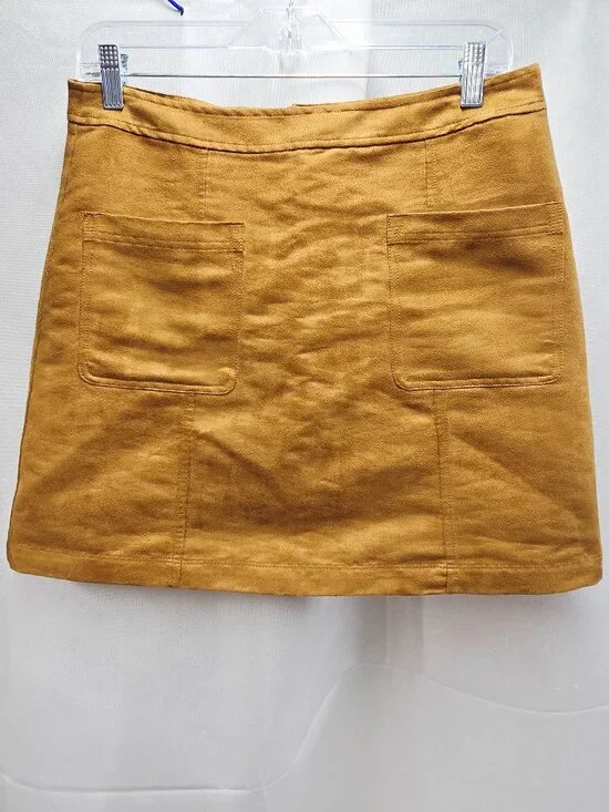 EUC WOMEN'S OLD NAVY SZ 8 TAN/SAND/CAMEL FAUX SUEDE POLYESTER A-LINE MINI SKIRT - Picture 2 of 10